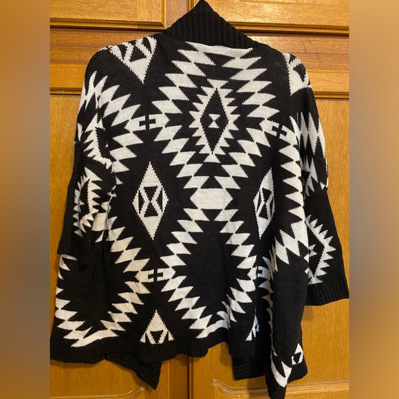 Aztec cardigan - Picture 3 of 3